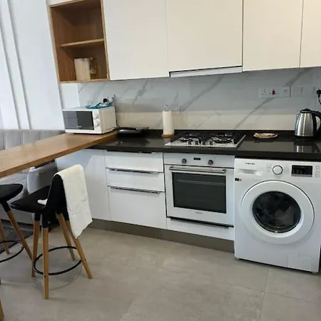 Appartement Schoenes Mit Meerblick Auf Nordzypern, In Caesar Blue Isabella 70