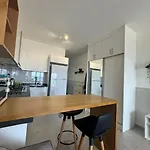 Schoenes Mit Meerblick Auf Nordzypern, In Caesar Blue Isabella 70 Apartament *
