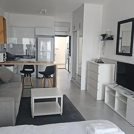 Schoenes Mit Meerblick Auf Nordzypern, In Caesar Blue Isabella 70 Apartment Rizokarpaso
