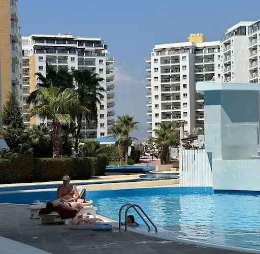 Schoenes Mit Meerblick Auf Nordzypern, In Caesar Blue Isabella 70 Διαμέρισμα *