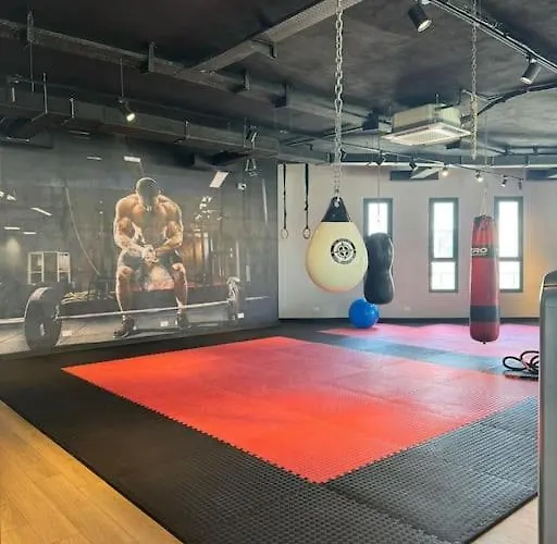 Schoenes Mit Meerblick Auf Nordzypern, In Caesar Blue Isabella 70